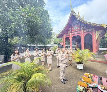 รร.หอพระ ร่วมสักการะเจ้าที่ประจำโรงเรียน